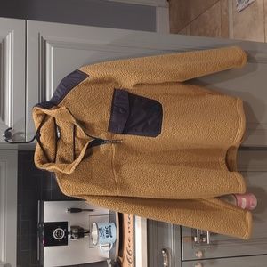 North Face 1/4 zip pullover